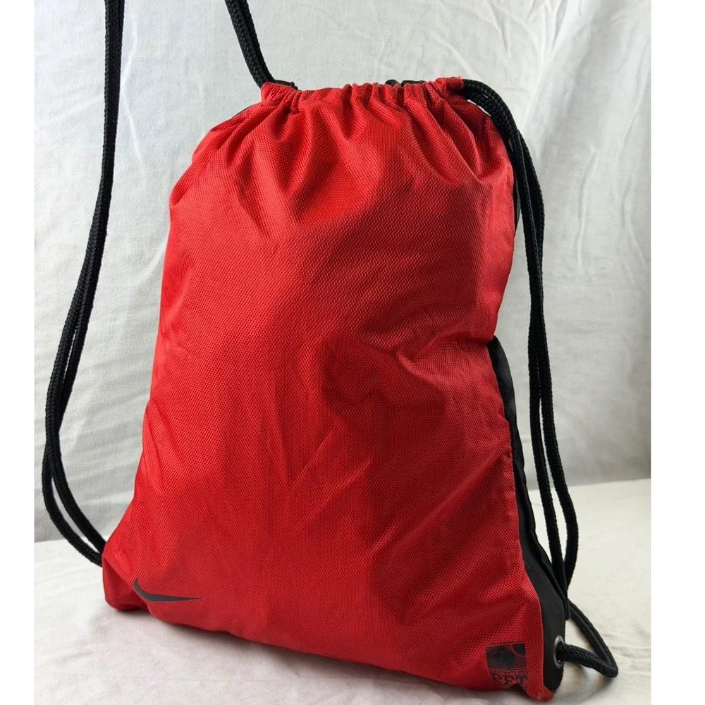 Nike Drawstring Backpack Black Red Swoosh Gym Sack Sport Bag Nylon 17x12.5x2